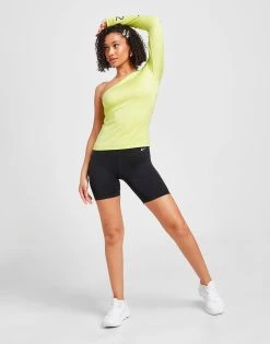 Nike One Mid-Rise 7" Shorts