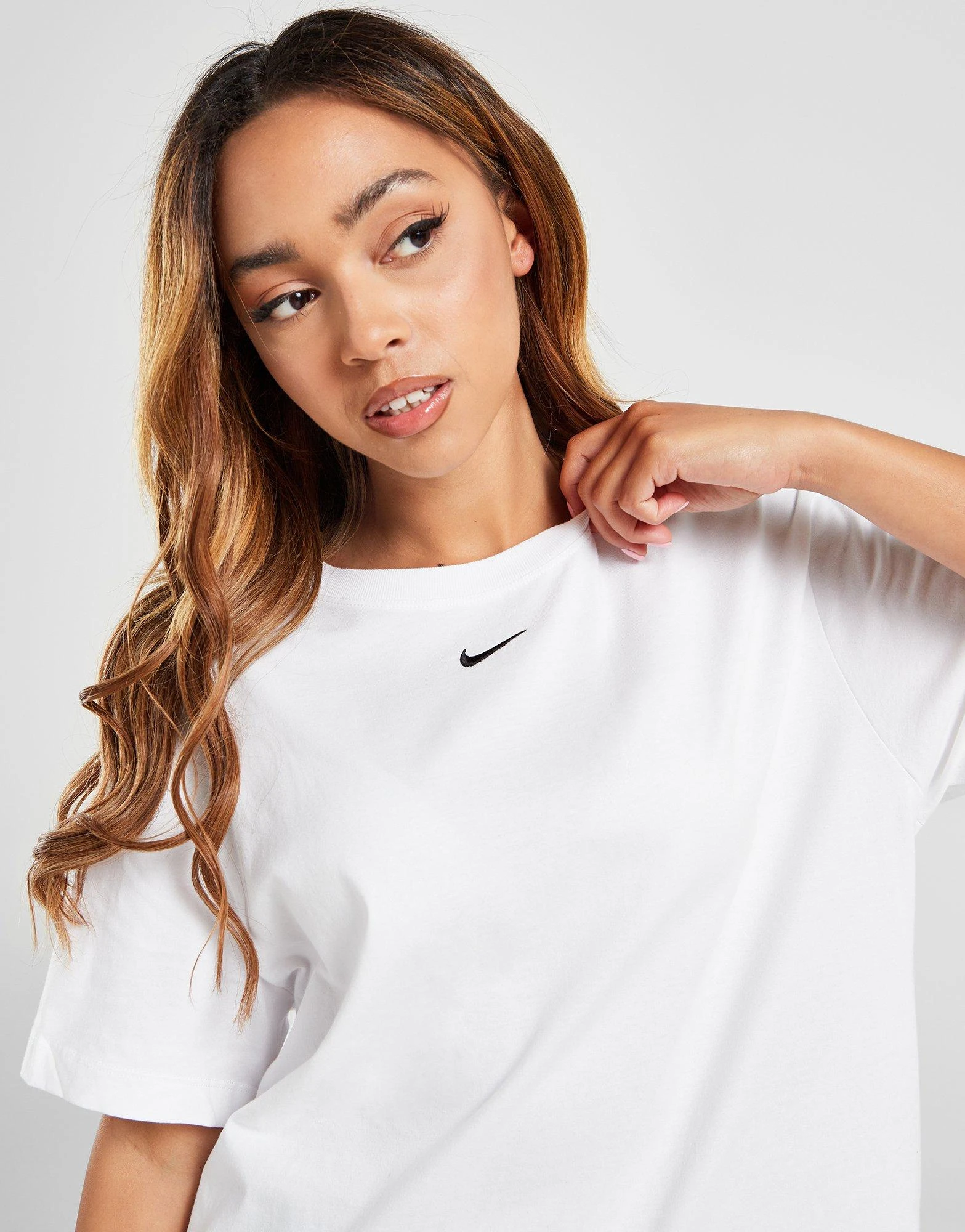 Nike Essential Logo Boyfriend T-Shirt Dame - Billede 4
