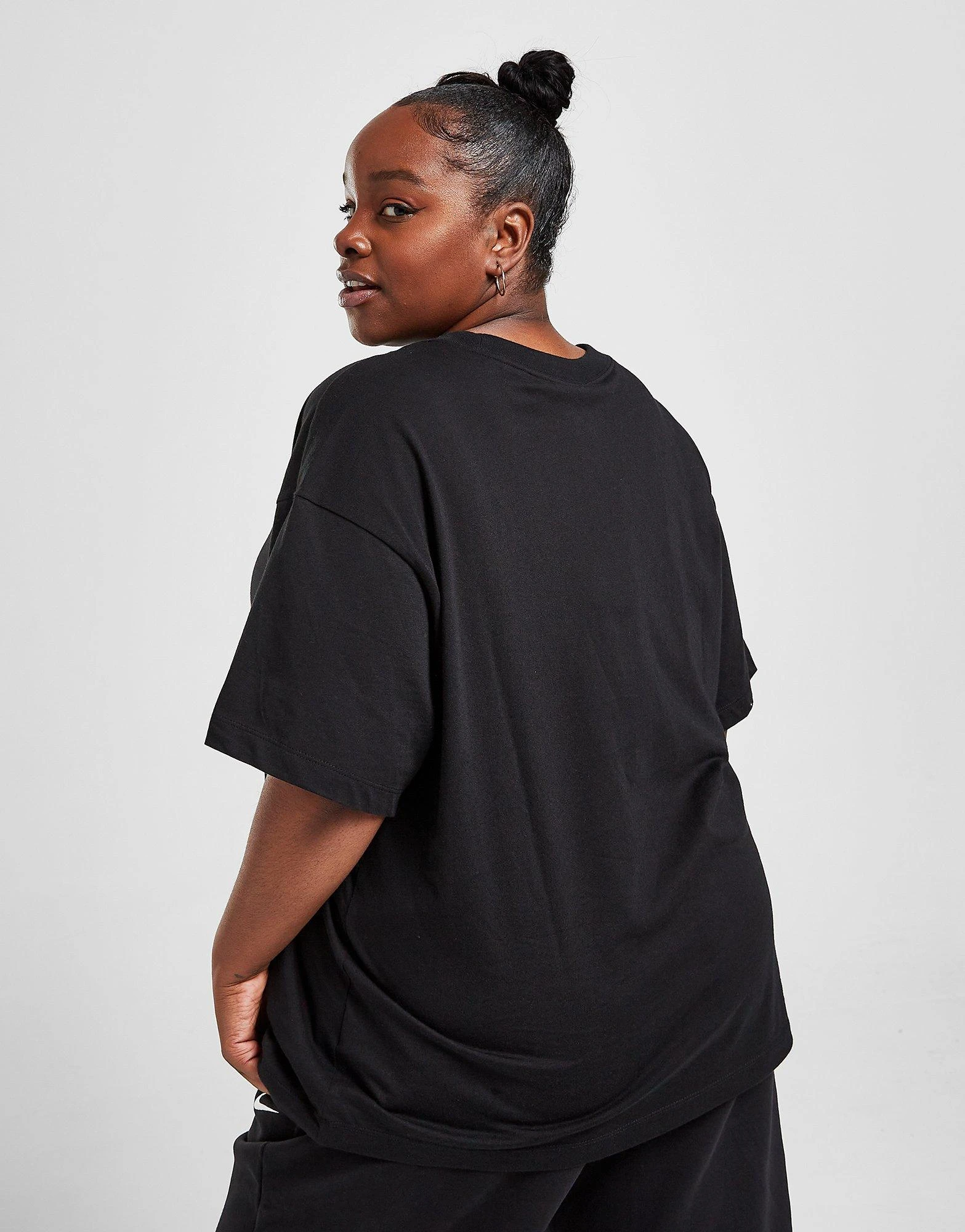 Nike Plus Size Boyfriend T-Shirt Dame - Billede 3
